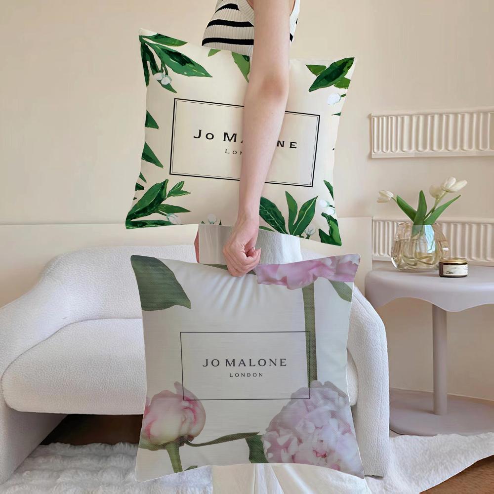 غطاء وسادة فاخر من جو مالون لن - مراجعة Home Fragrance Jo Malone وسعره
